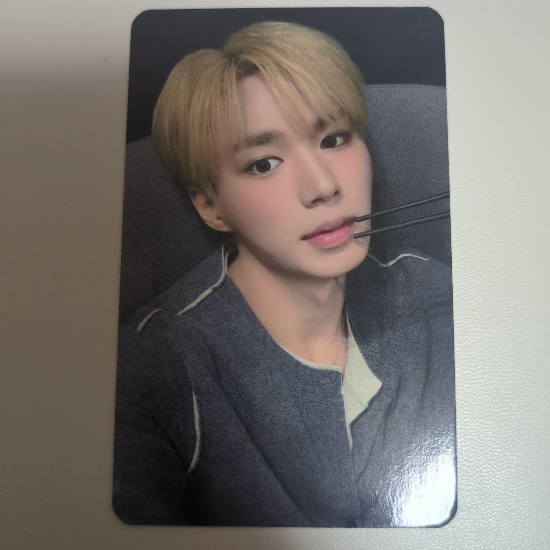 [USED] ALD1 x Haidilao Hot Pot Collaboration Trading Card - Junseo