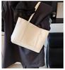 Tote bag women's large capacity 2025 new summer versatile shoulder bag Korean version lazy style casual work commuter bag
