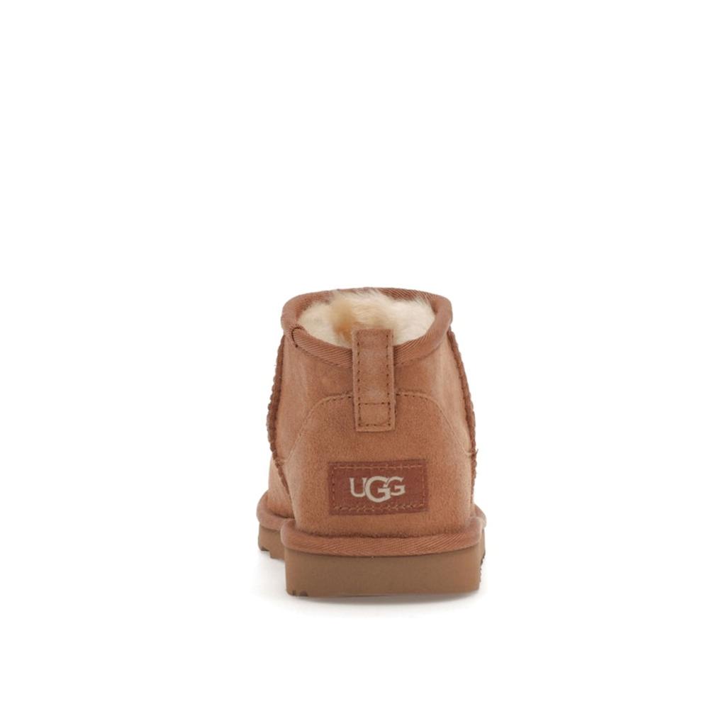 UGG Classic Ultra Mini Boot Kids Chestnut Kids Sneakers Brown 1130750K-CHE