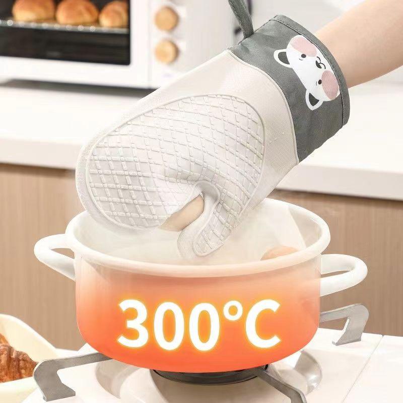 Silicone non-slip gloves high temperature resistant microwave oven oven gloves kitchen insulation anti-scalding baking gloves