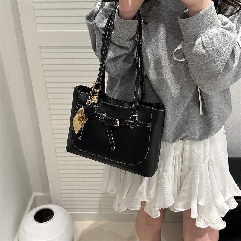 Vintage Commuter Premium Texture Handbag Spring New Versatile Shoulder Underarm Bag Tote Bag Women