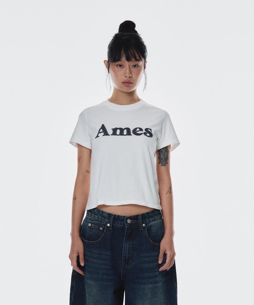 AMES-WORLDWIDE Basic Logo Denim Applique Tee White (Am2Emut514A)