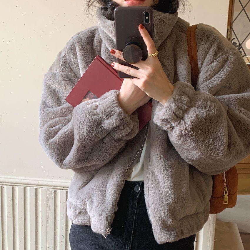 Double-Sided Faux Lambswool Stand Collar Petite French Style Top (Autumn/Winter 2025)