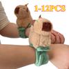 1-12 Peças Capivara Bate-Palmas Círculo Brinquedos Infantis Kawaii Capivara Pelúcia Macia Pulseira de Estalar Pulso Anel de Mão Capivara Círculos Divertidos Pop