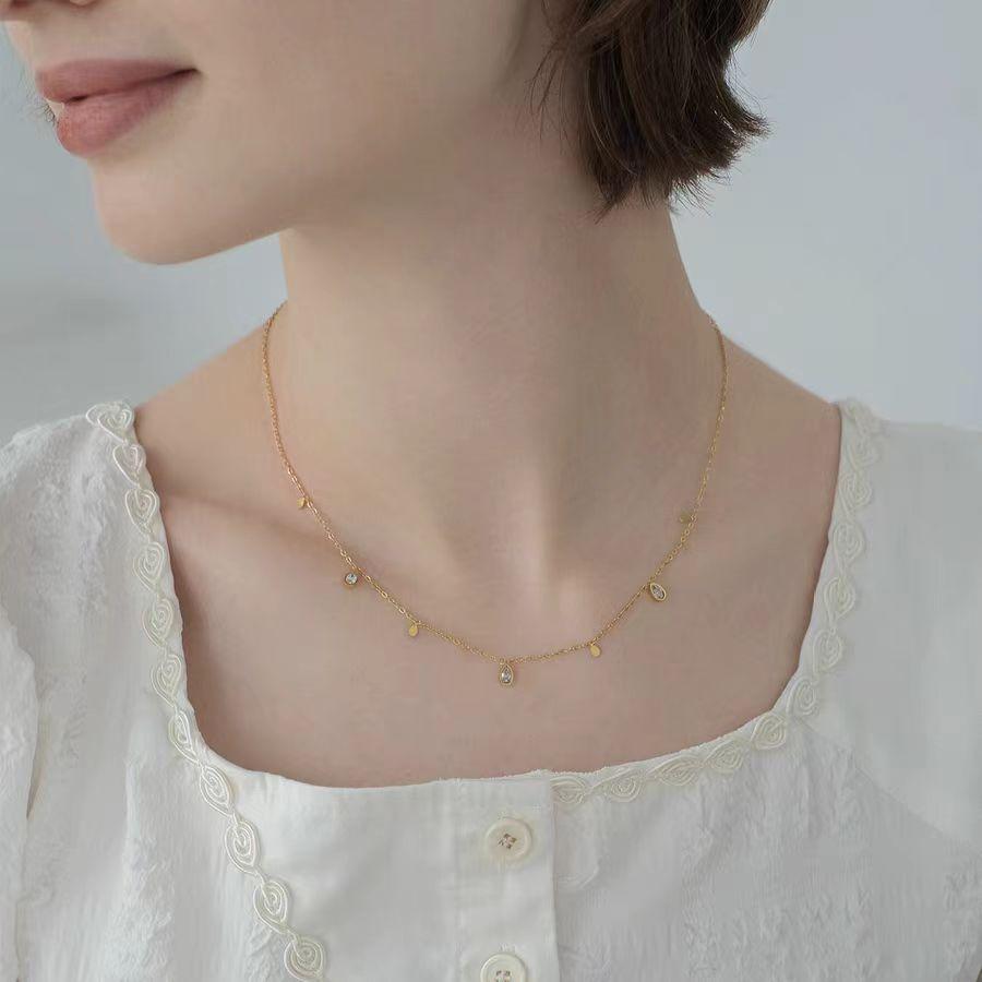 Silver 2024 Light Luxury Trend Pendant Necklace Simple New High-end Party Fashion Pendant Necklace