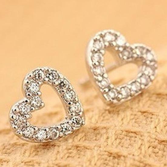 

Portable Stud Earrings Eye-catching Dazzling
