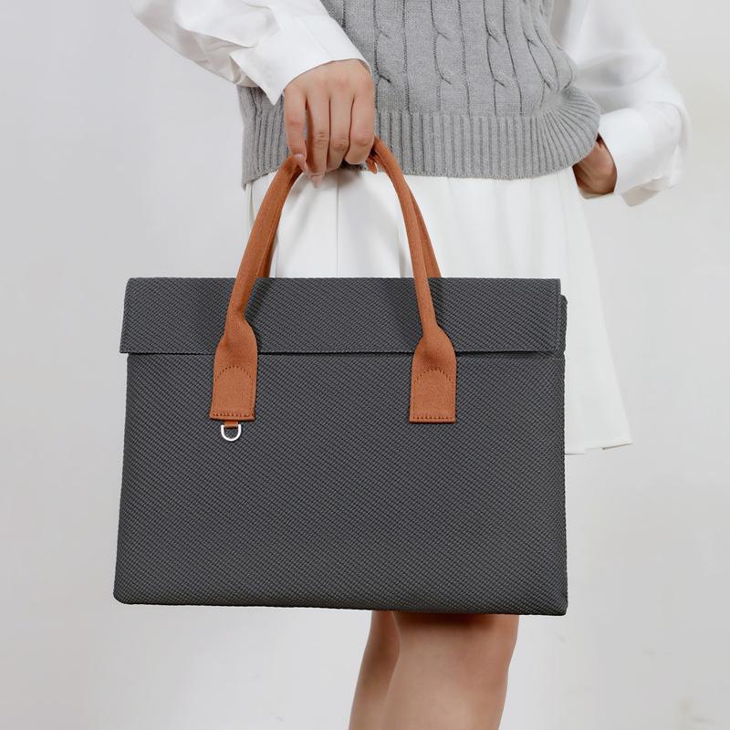 17-inch Lightweight Japan-Korea Laptop Commuting Handbag with Printed Logo