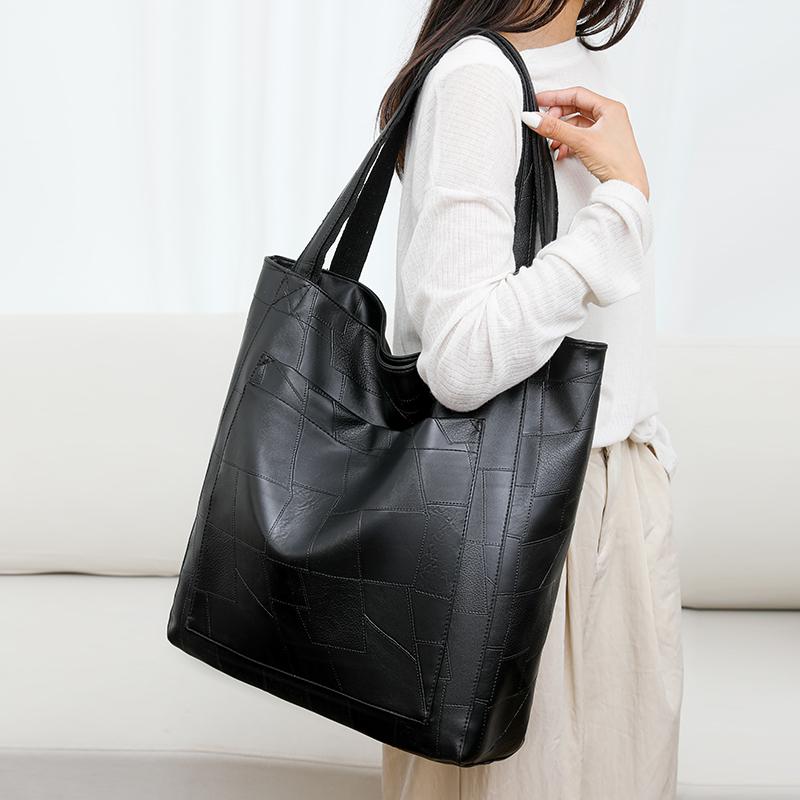 Женская сумка-тоут средней выдержки из мягкой кожи большой вместимости через плечо — фото 18