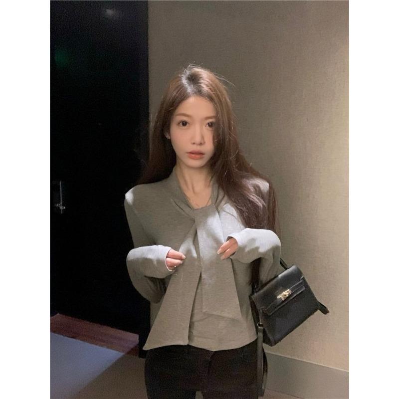 Autumn and Winter T-shirt Bottoming Shirt for Women Slim Fashionable and Versatile Short Top