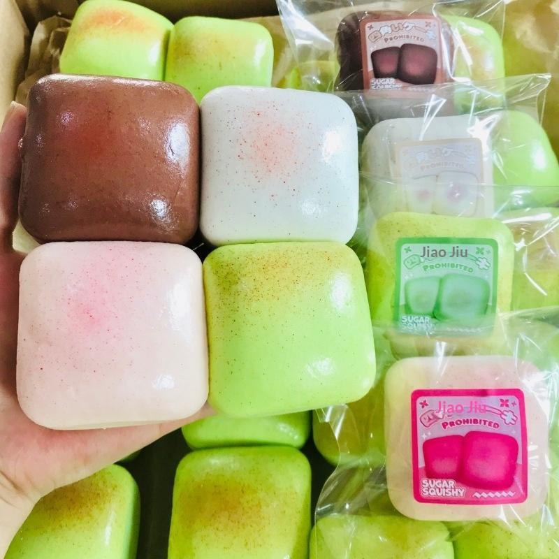 Simulated Square Bread Slow Rising Squeeze Toy Soft Hand Fidget Toy For Adults And Kids