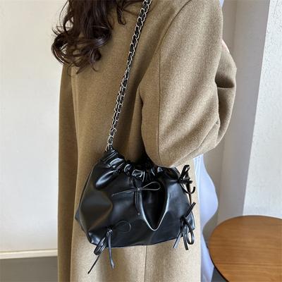 Small Bag Women's 2025 New Winter Casual Fashion Shoulder Messenger Bag Simple Fashion Bucket Bag