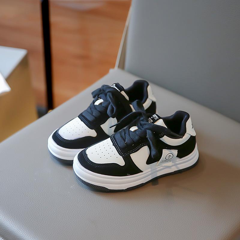 

Girls Sneakers2026New Spring and Autumn Children s Sports Shoes for Boys, Soft Sole Casual Shoes, Non-Slip White Shoes for Older Children 26Inner Length16.2CM