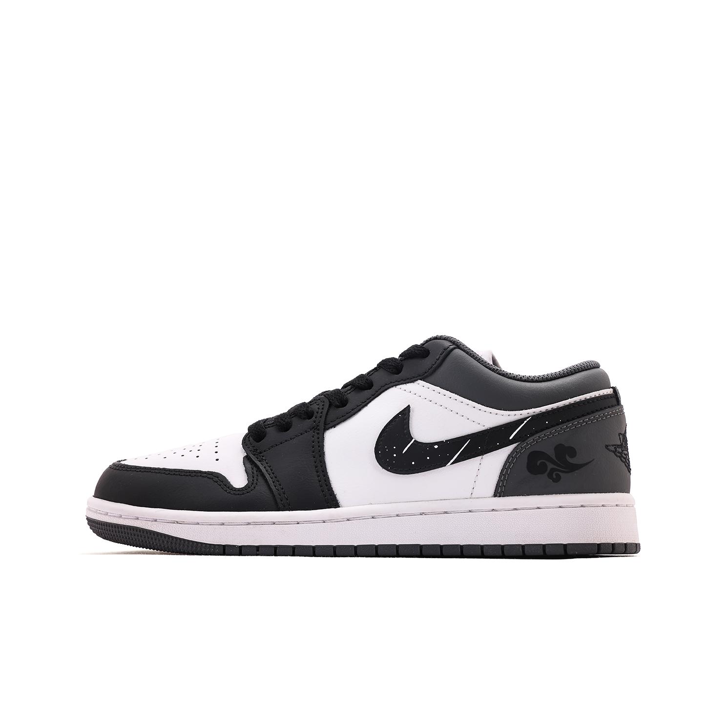 

Jordan Air Jordan 1 Coverage Low top Vintage Basketball Shoes Unisex Black White 553558-152(Team15-) 44