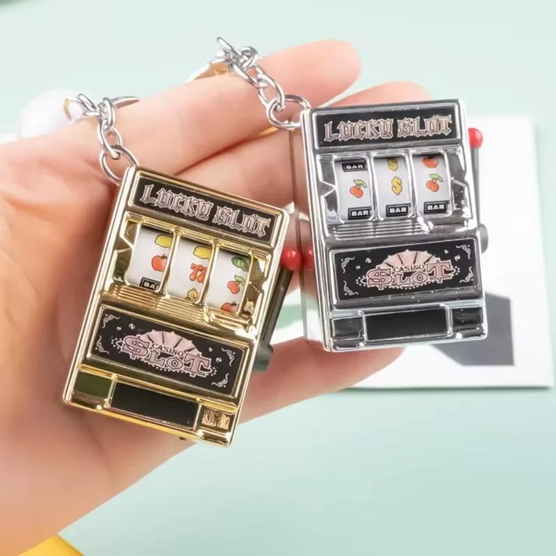 1Pcs Fruit Machine Slot Machine Keyring Simple Fashion Trend Keychain Toy Creative Car Pendant Key Ring Gift Accessories