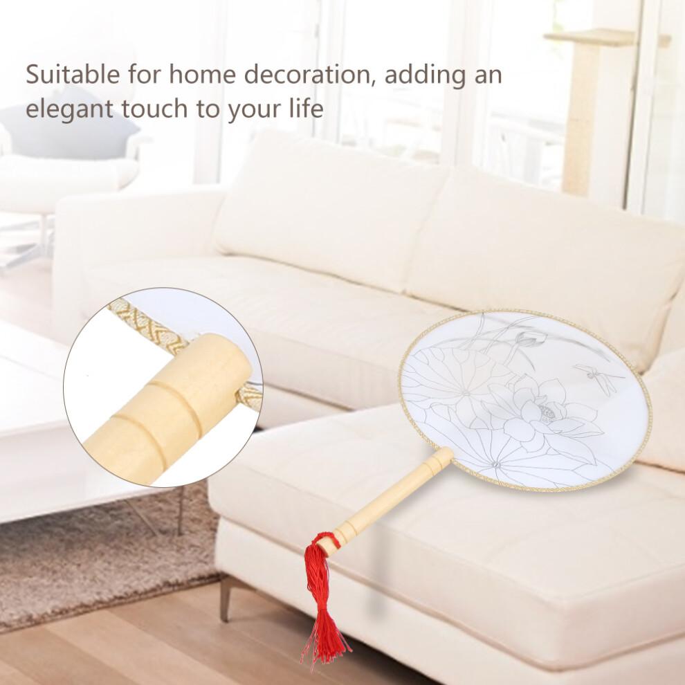 Chinese Style Hand Fan Traditional Silk Dance Fan with Decorative Tassel Elegant Round Hand Fan for Wedding Party Home Decoration