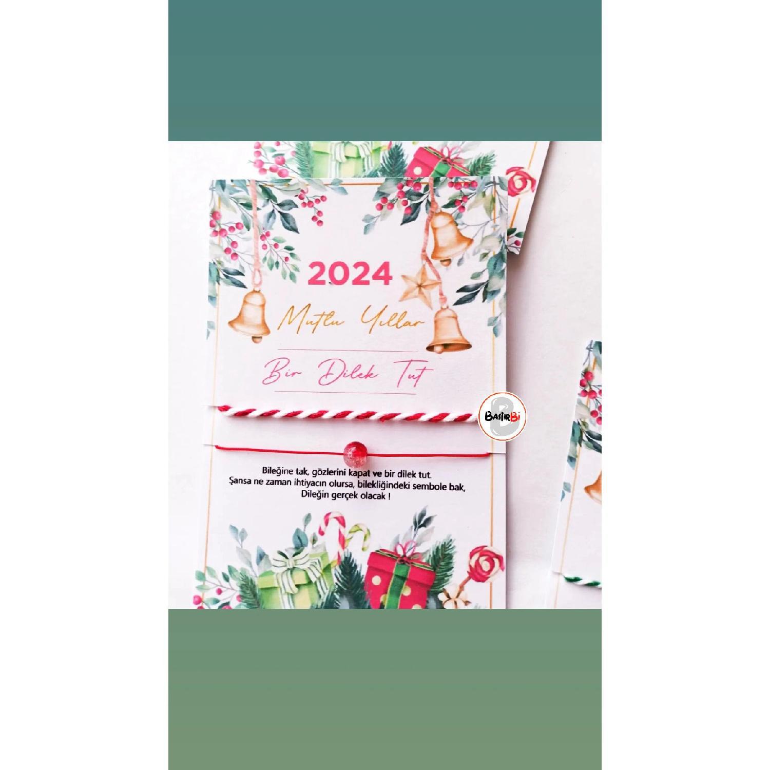 

New Year, New Year Love And Luck Globe Bracelet 30 New Year Greeting Cards