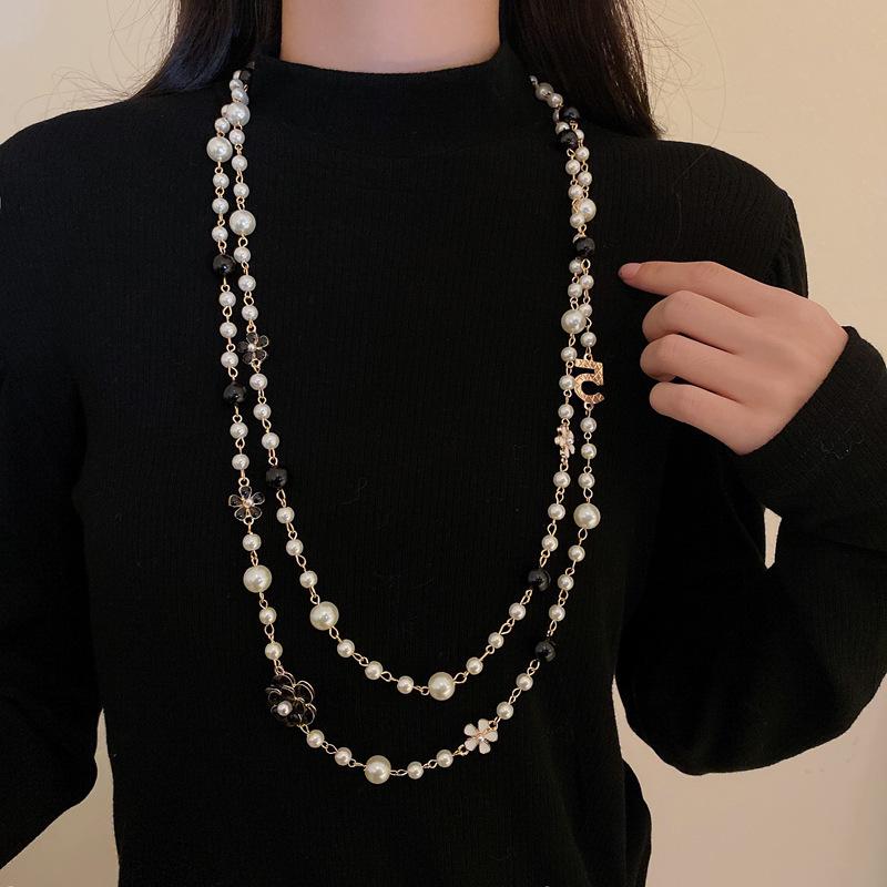 Elegant French Irregular Pearl Pendant Necklace: Versatile Luxury Clavicle Jewelry for Women