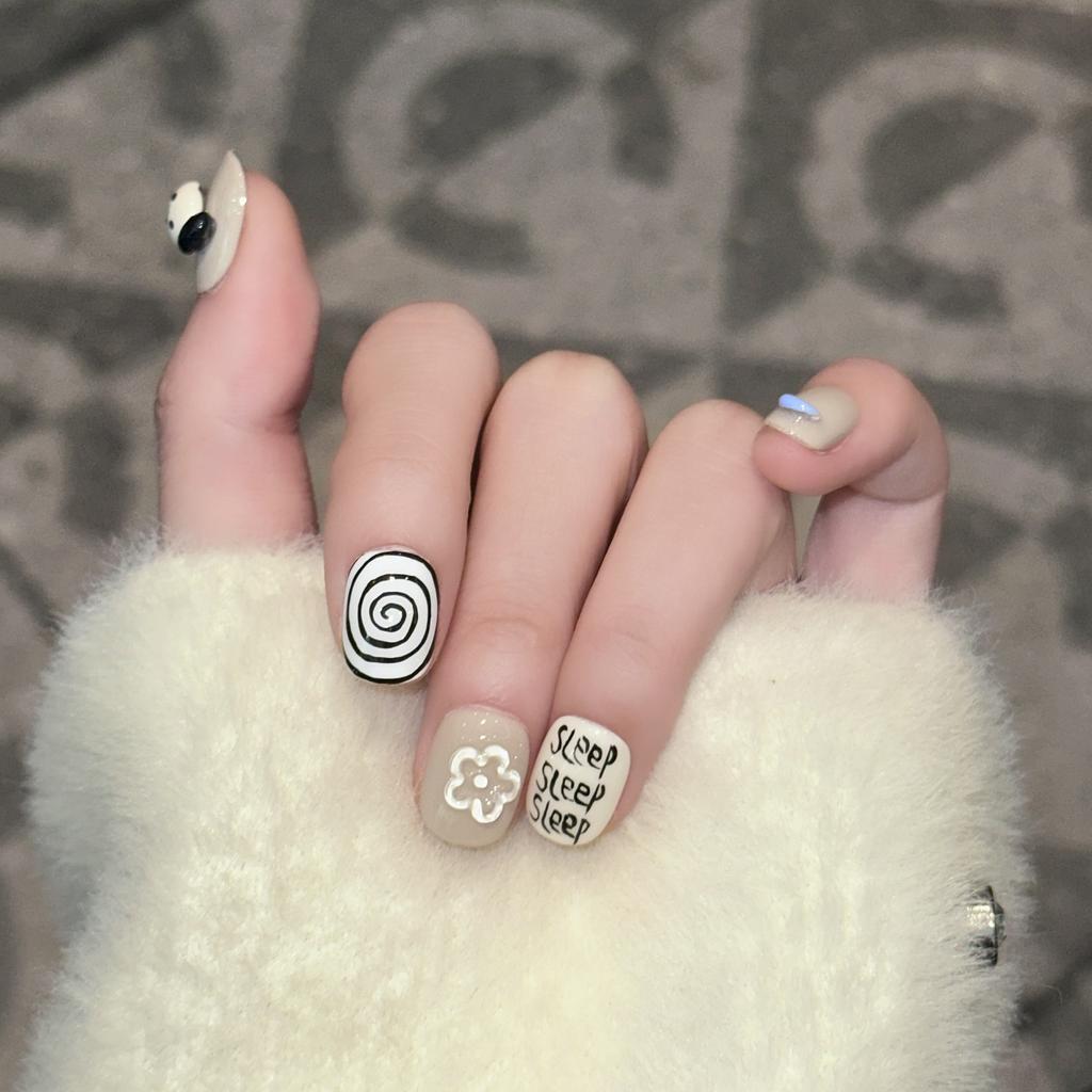 Daily Short Wearable Nail Pieces Cute Hand-painted Bow Hello Puppy Three-dimensional Relief Manicure Finished Product Can Be Detached