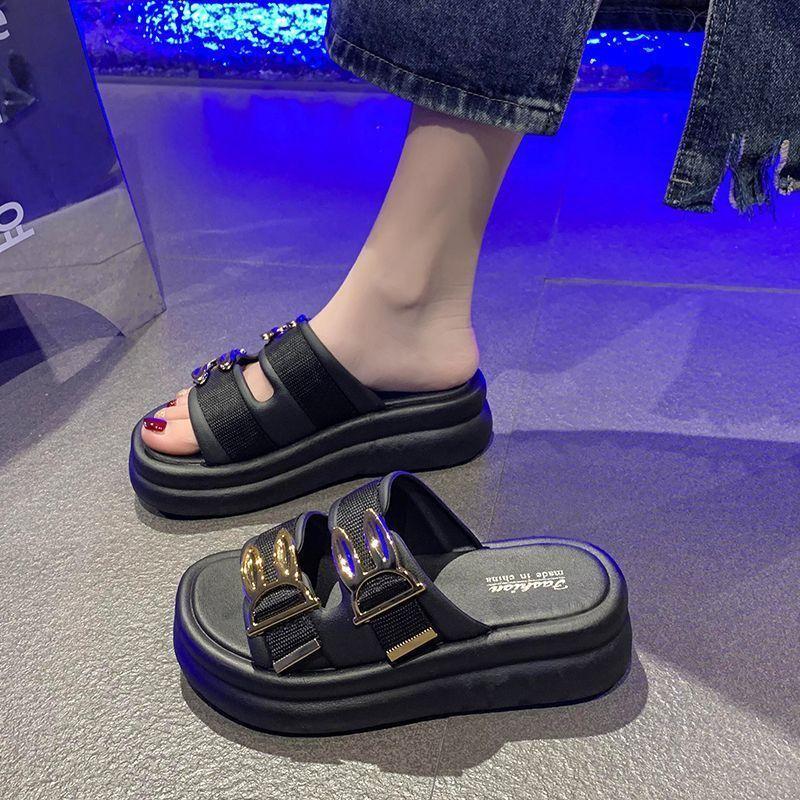 One word beach cool slippers women's summer wear fashion 2025 summer new casual versatile thick bottom heightening slippers