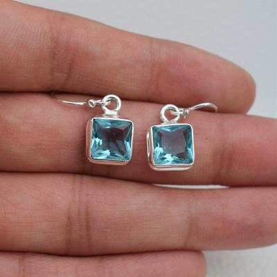 Masivní stříbro 925/1000 Modrý topaz Drahokam Ručně vyráběné Boho Designérské Svatební Výroční Dárek Náušnice