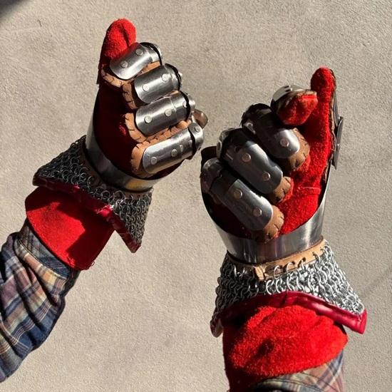 Medieval Steel Gauntlets Armor Knight Finger SCA LARP Gloves Gift