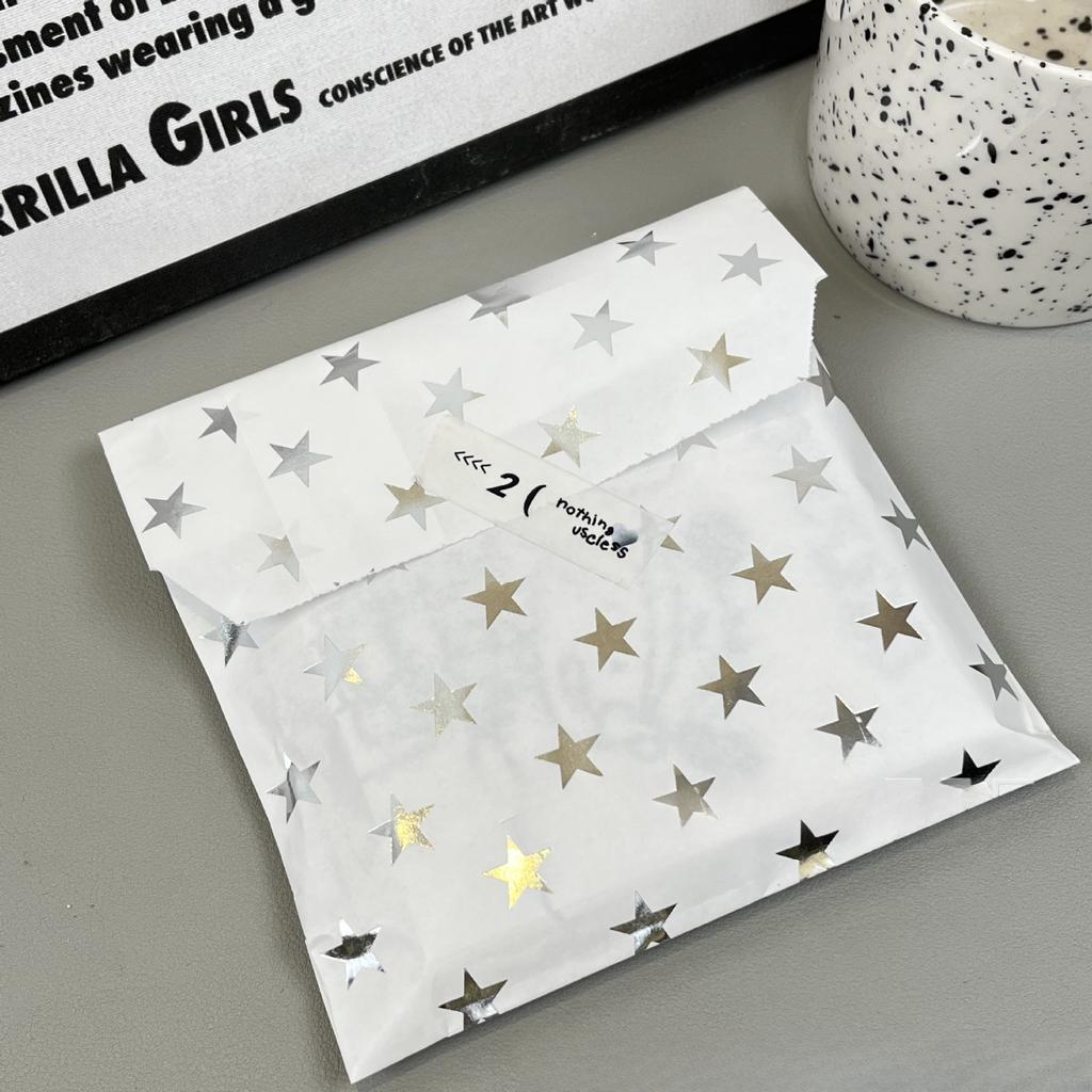 20Pcs 13*18cm Shiny Ins Silver Star Card Paper Bag Kpop Star Photo Card Selling Card DIY Girl Gift Packing Paper Pocket