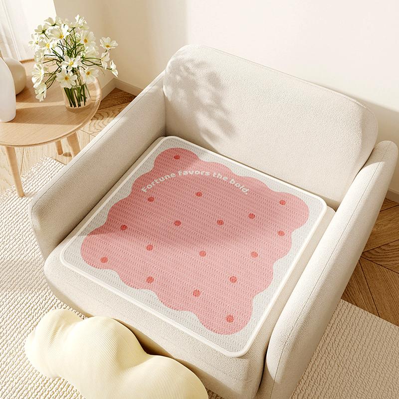 1Pc Summer Fashion Polka Dot Pattern Durable Seat Cushion Simple Cooling Mat Breathable Ice Silk
