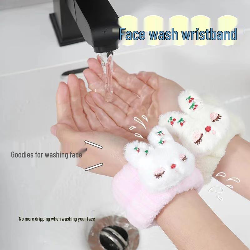 Cute Rabbit Splash-Proof Plush Wristband – Anti-Moisture Cartoon Sleeve for Face Washing