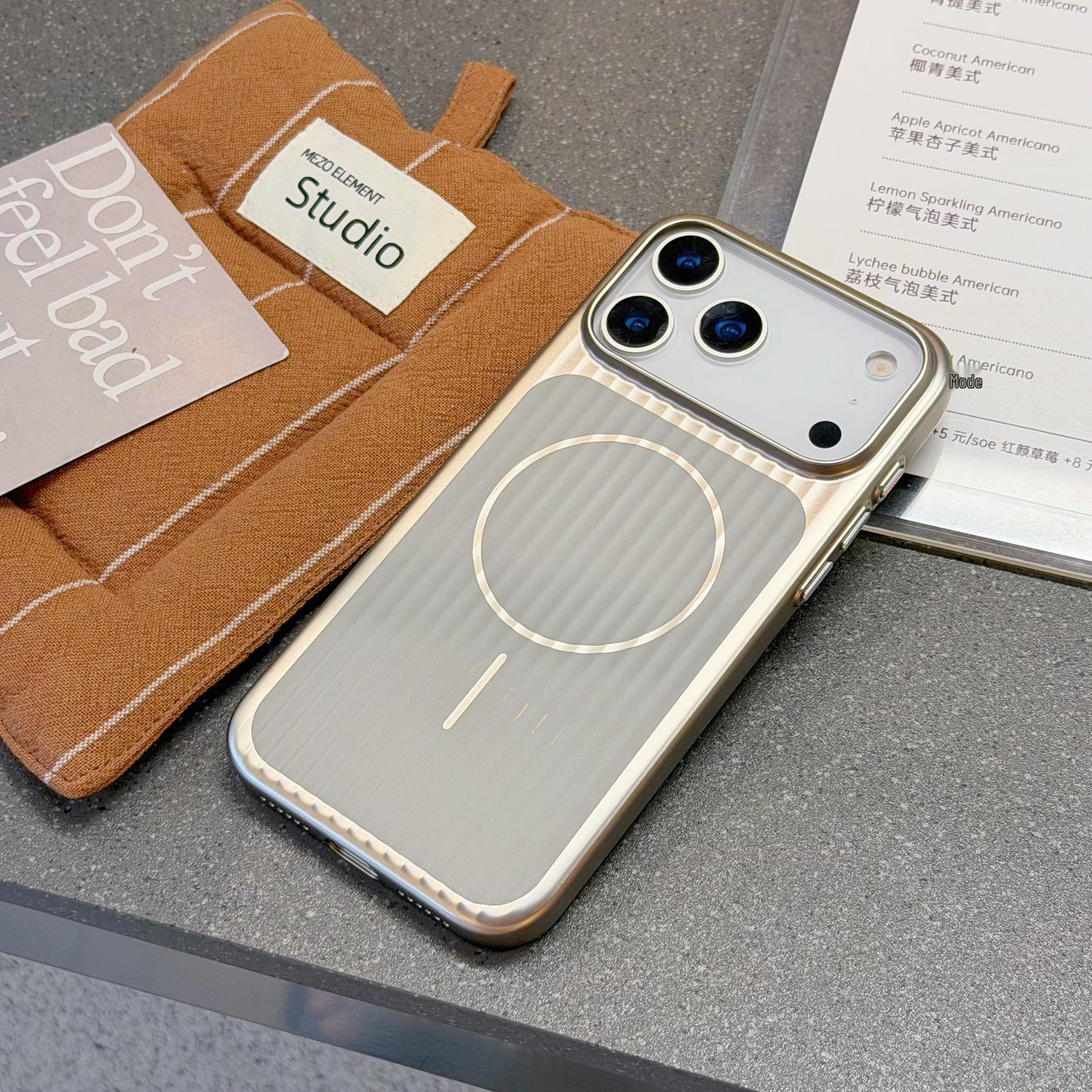 

Compatible Xiaomi 17Promax Case: Two-Color Titanium Shield Magnetic Absorption Hard Shell Protective Cover Xiaomi 17Pro