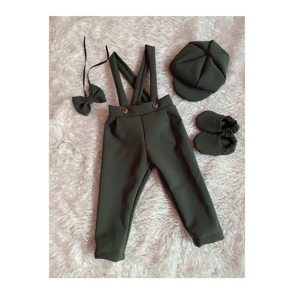 Set de salopete pentru ziua de nastere