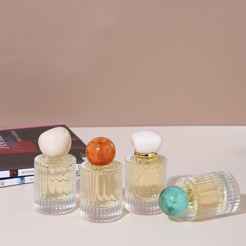 In-stock Empty Perfume Bottles: Glass Spray Bottles for Car or Personal Use in 30ml, 50ml, and 100ml Sizes