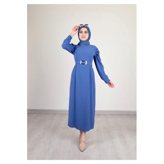 Plisowana spódnica ołówkowa z odkrytymi ramionami i hidżabem