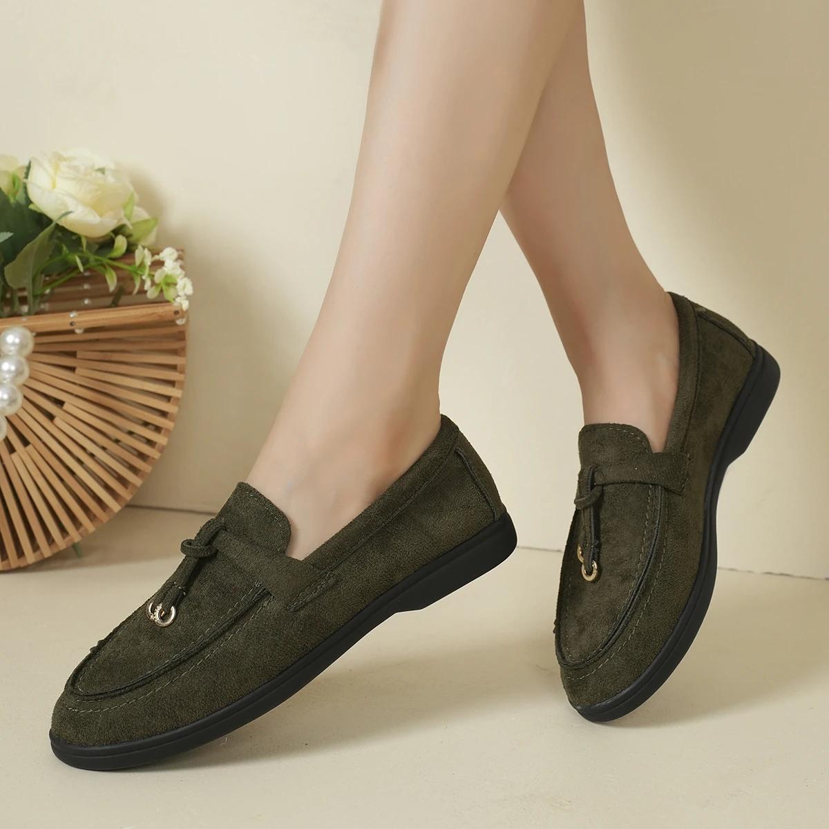 Спортивные женские туфли на плоской подошве 2024 года — фото 3