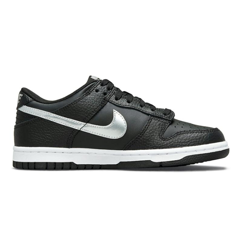 Nike Kids X NBA Dunk Low "75th Anniversary - Spurs" Sneakers Sneakers DC9560-001