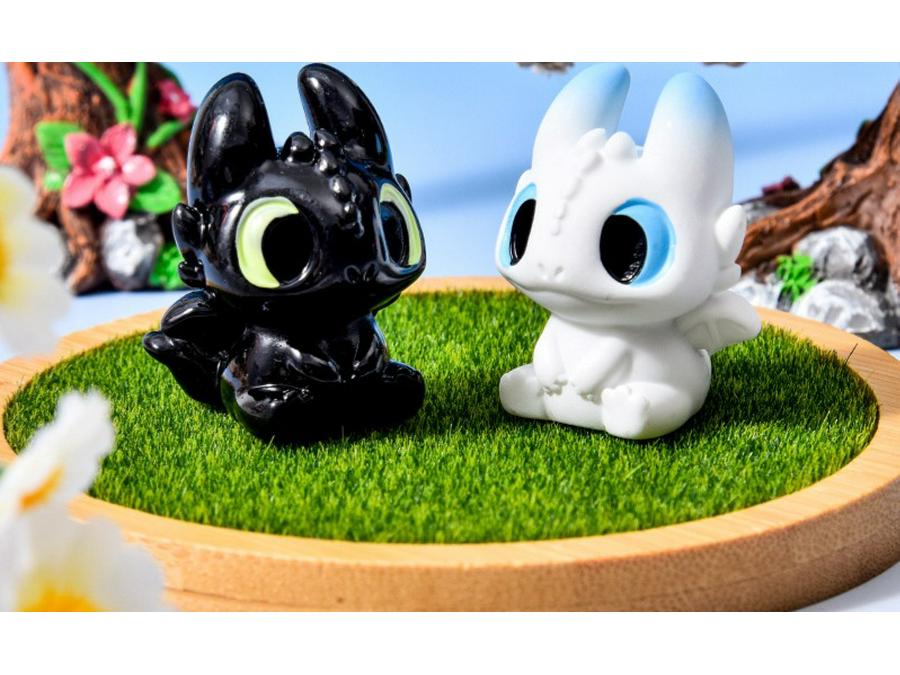 Creative Cartoon Phone and Pen Holder - Cute Office Desktop Ornament Birthday Gift