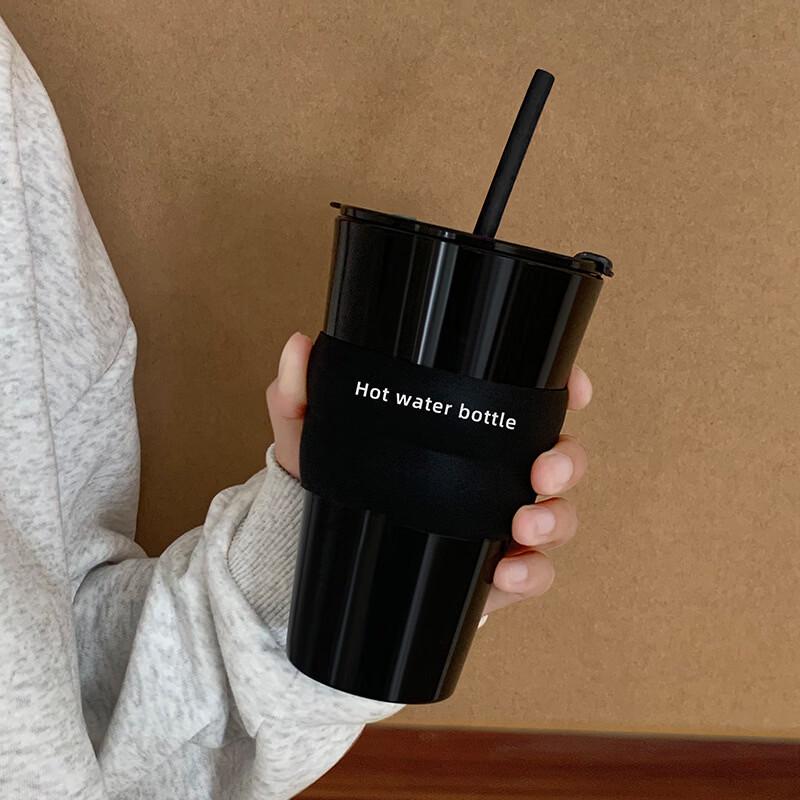 

Shangqi Glass Beverage Cup with Straw