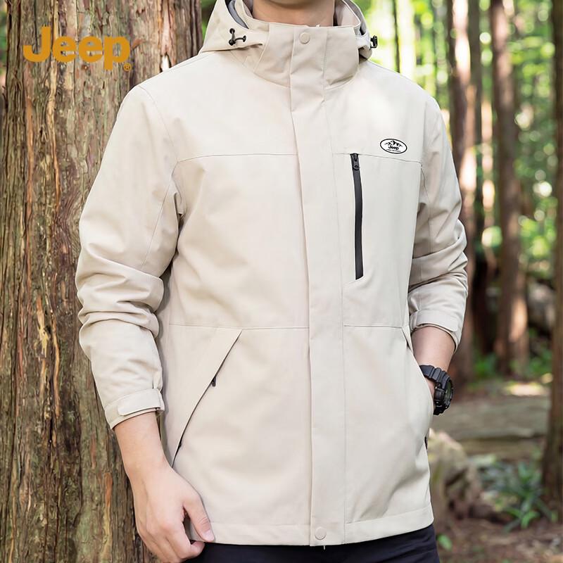 JEEP Men s Softshell Hooded Outdoor Jacket 2XL