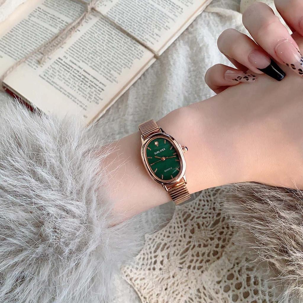 Orologio Ovale Bracciale da Donna Cinturino in Acciaio Celebrità di Internet Quadrante Piccolo Delicato Quarzo Orologio da Donna