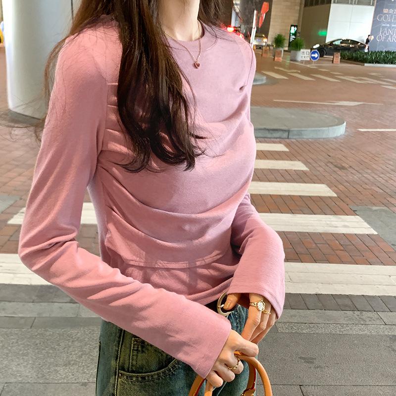 Design Nische plissiertes Langarm-T-Shirt Damen Herbst und Winter neu Slim Fit kurz vielseitiges Unterteil