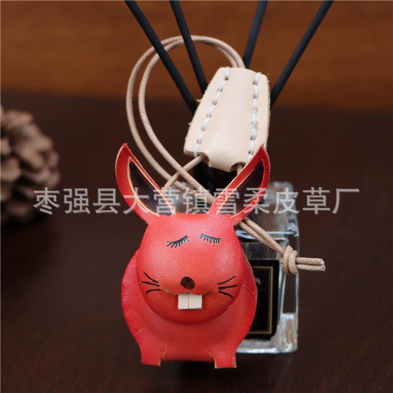 The First Layer Of Cowhide Bunny Pendant, Car Keychain, Leather Rope, Bag, Pendant, Accessories, Zodiac Gifts.