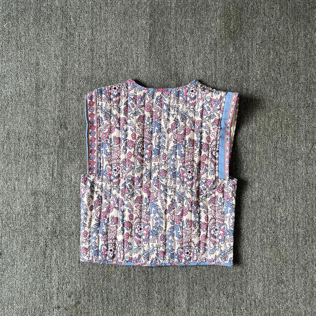 Women's Clothing 2024: Autumn/Winter Ethnic-Style Quilted Vest with Round Neck and Print Design