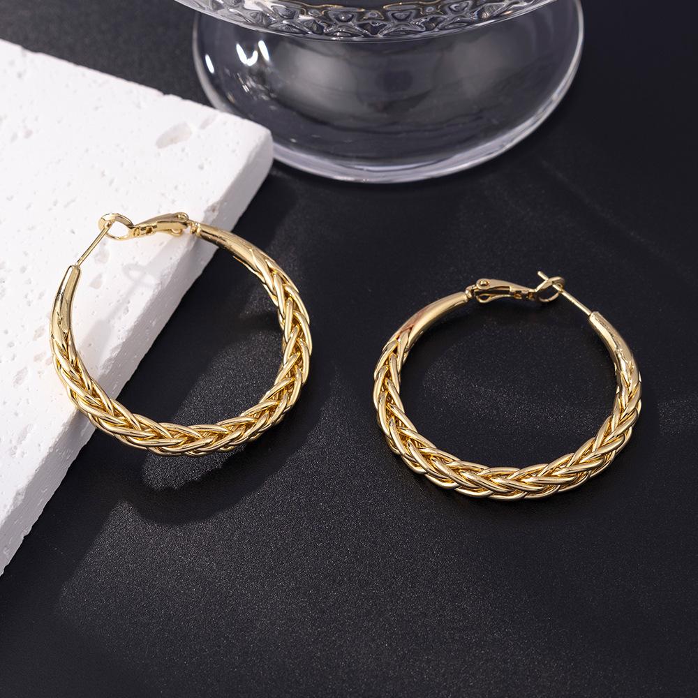 Versatile Non-Fading Brass Hoop Earrings - Timeless Round Design
