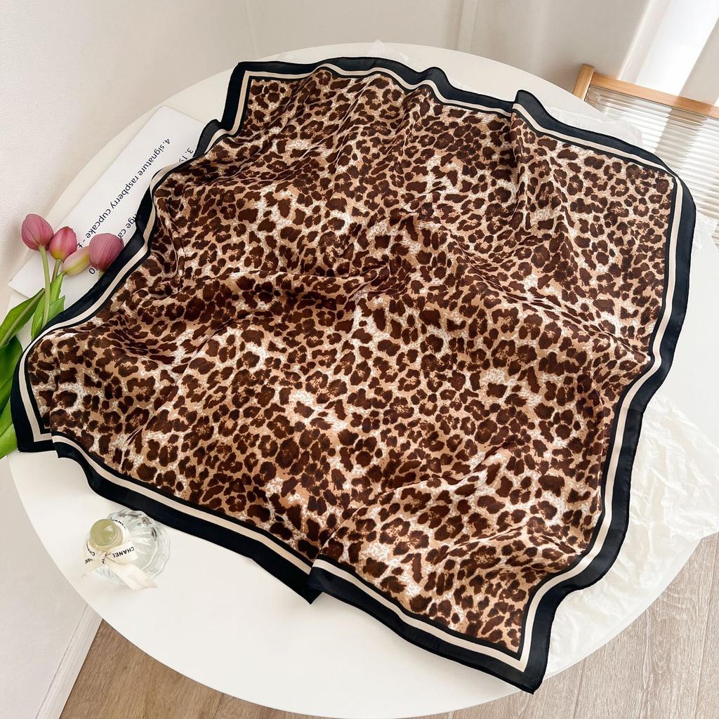 Old Money Wind Cashew Flower Cotton Brown Small Square Scarf Silk Scarf Scarf Shirt Shawl Hair Band Belt Scarf