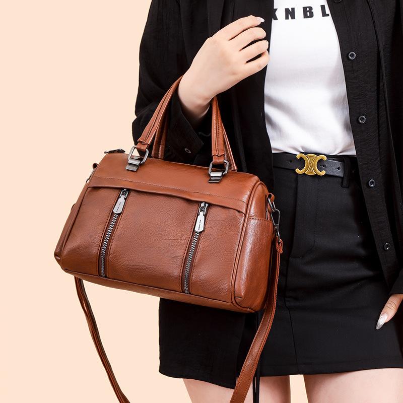 2025 New Large-capacity Textured Handbag Modern Retro Messenger Bag Fashionable Commuter Shoulder Bag