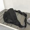 1pc Men's Solid Color Daily Commuting Trendy Street Versatile Exquisite Chest Bag