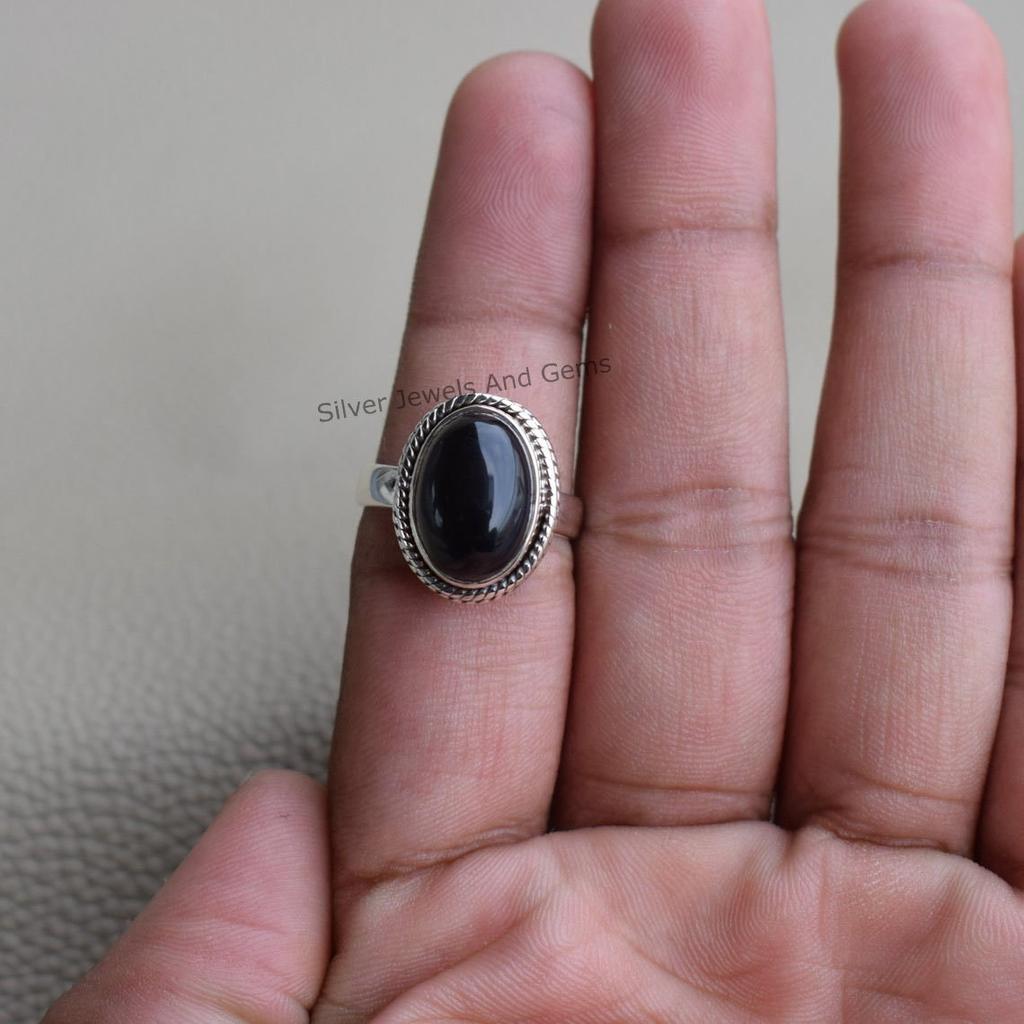 Handmade Oval Black Onyx Ring: Twisted Wire Sterling Silver Ring