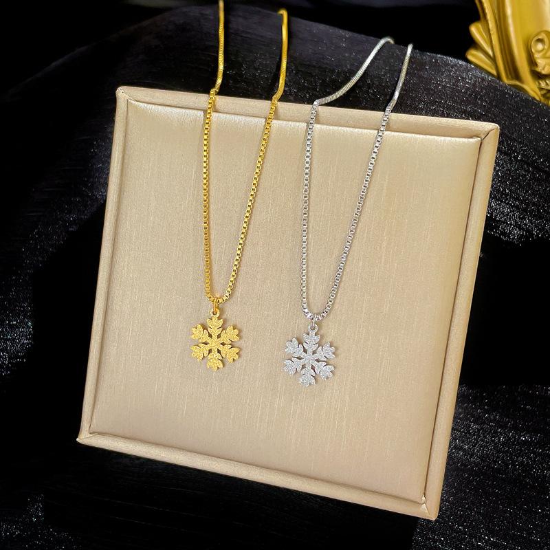 Snowflake Fluttering Minimalist Wind Furnace Real Gold Necklace Female Collarbone Chain With Jewelry