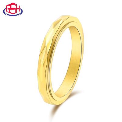 Anello Fiorito Romboidale Sfaccettato Europeo-Americano: Gioielli da donna in acciaio inossidabile dorato rotanti da 3 mm
