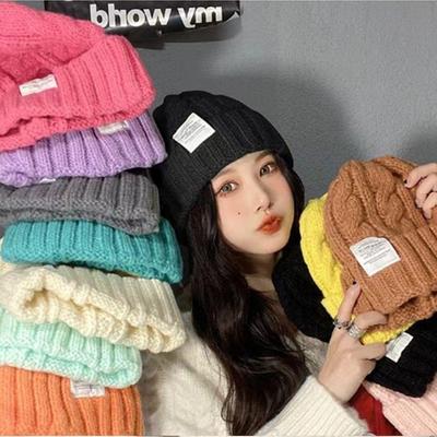 Damska zimowa codzienna czapka beanie z krótkim splotem w warkocz