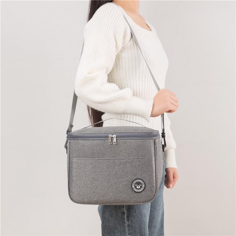 Large Capacity Insulated Lunch Bag with Aluminum Foil and Shoulder Strap